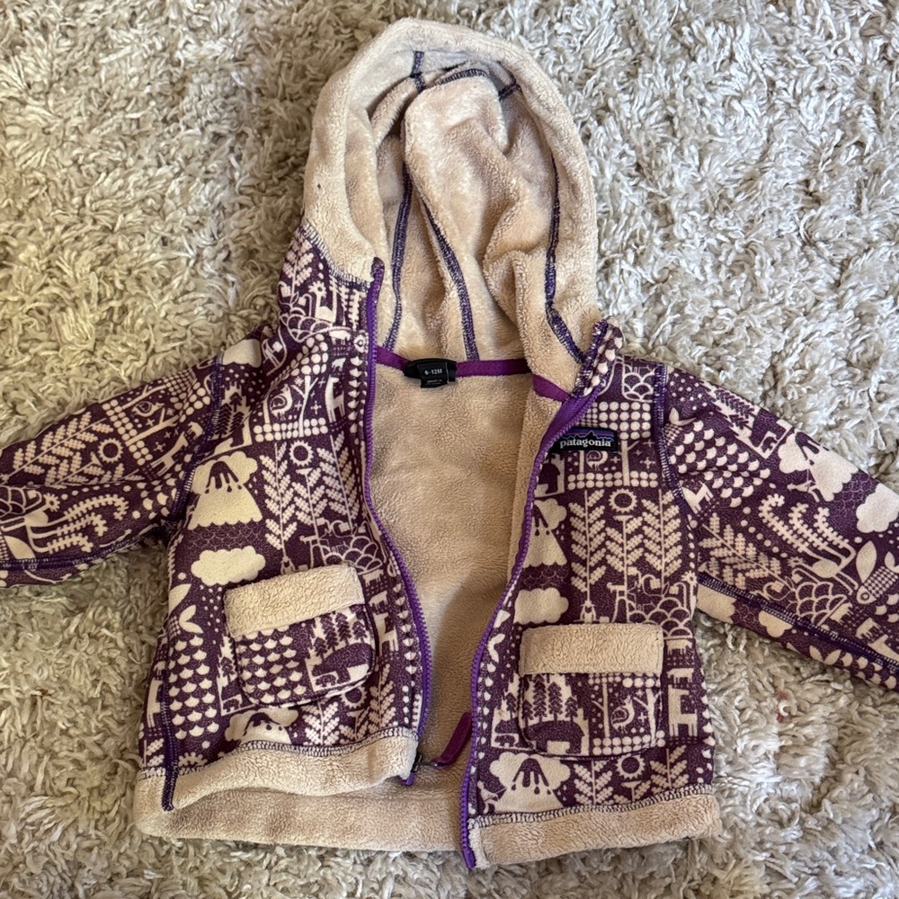 Patagonia Purple and Cream Fleece Jacket